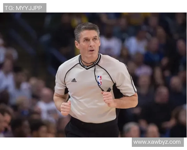 德里克奎因表现抢眼13号秀高效砍下15分6板2帽并导致文班六犯