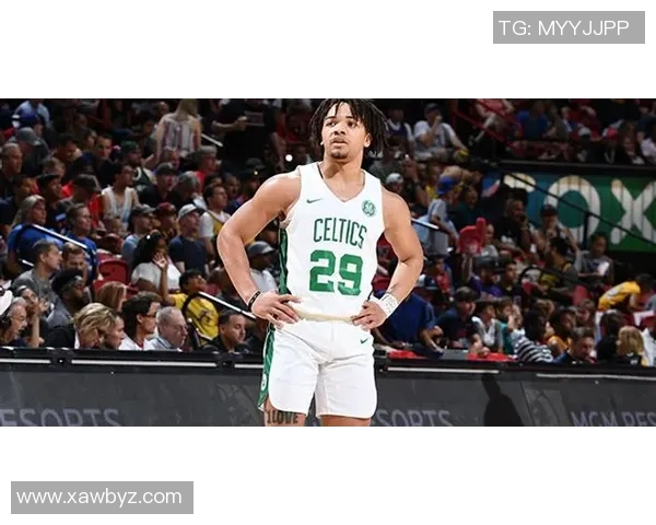 夏季训练成果显著爱德华兹高难度撤步跳投精彩首秀