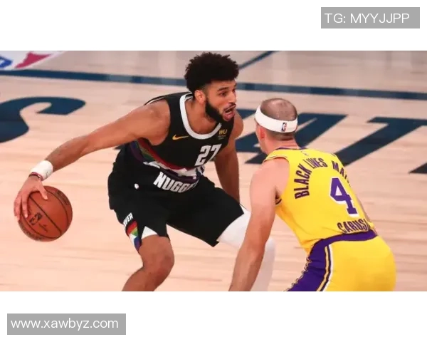 布劳恩展现排球技巧接穆雷长传双手垫球成功完成空接