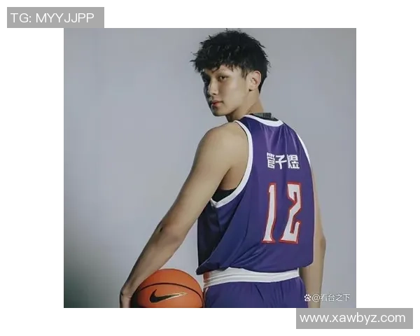 管子煜加盟联赛实力如何媒体人揭秘队友背景与快船旧将穆恩经历