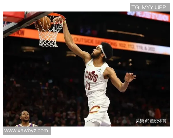 篮网主帅谈如何填补小火车进攻空缺强调无球跑动与挡拆配合 篮网主帅谈如何填补小火车进攻空缺强调无球跑动与挡拆配合